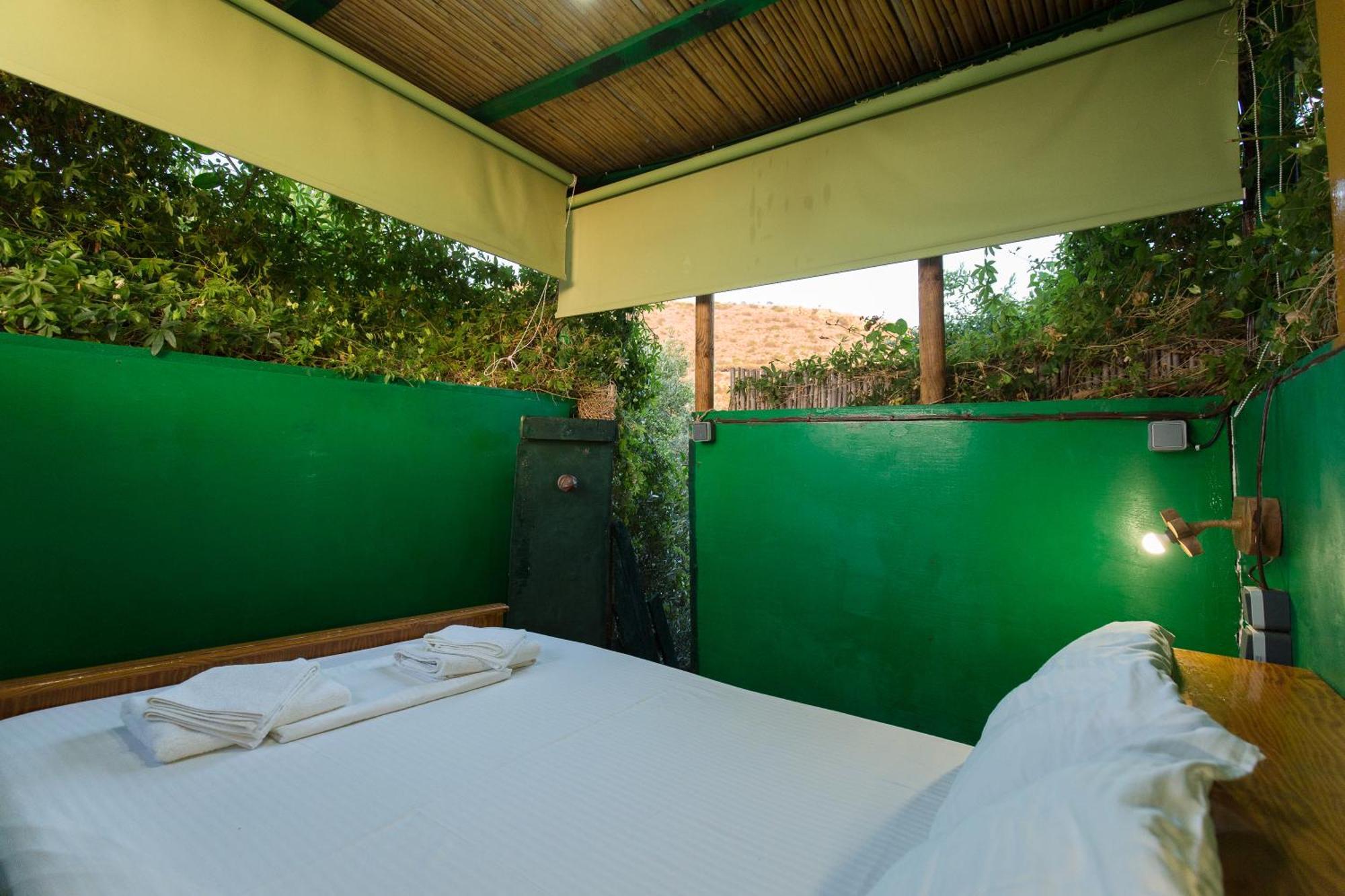 Apartament Sofiana'S Garden Retreat With Private Pool Dhrapaniás Zewnętrze zdjęcie