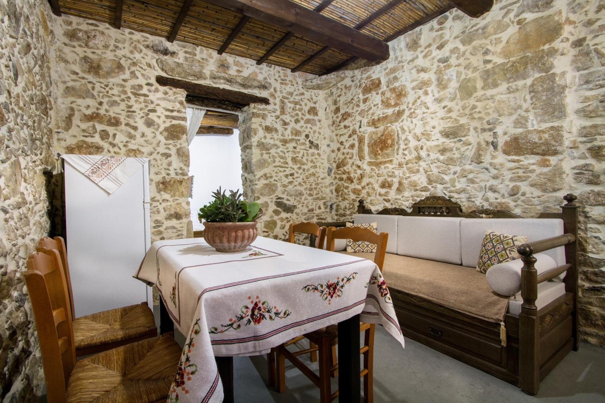 Apartament Sofiana'S Garden Retreat With Private Pool Dhrapaniás Zewnętrze zdjęcie
