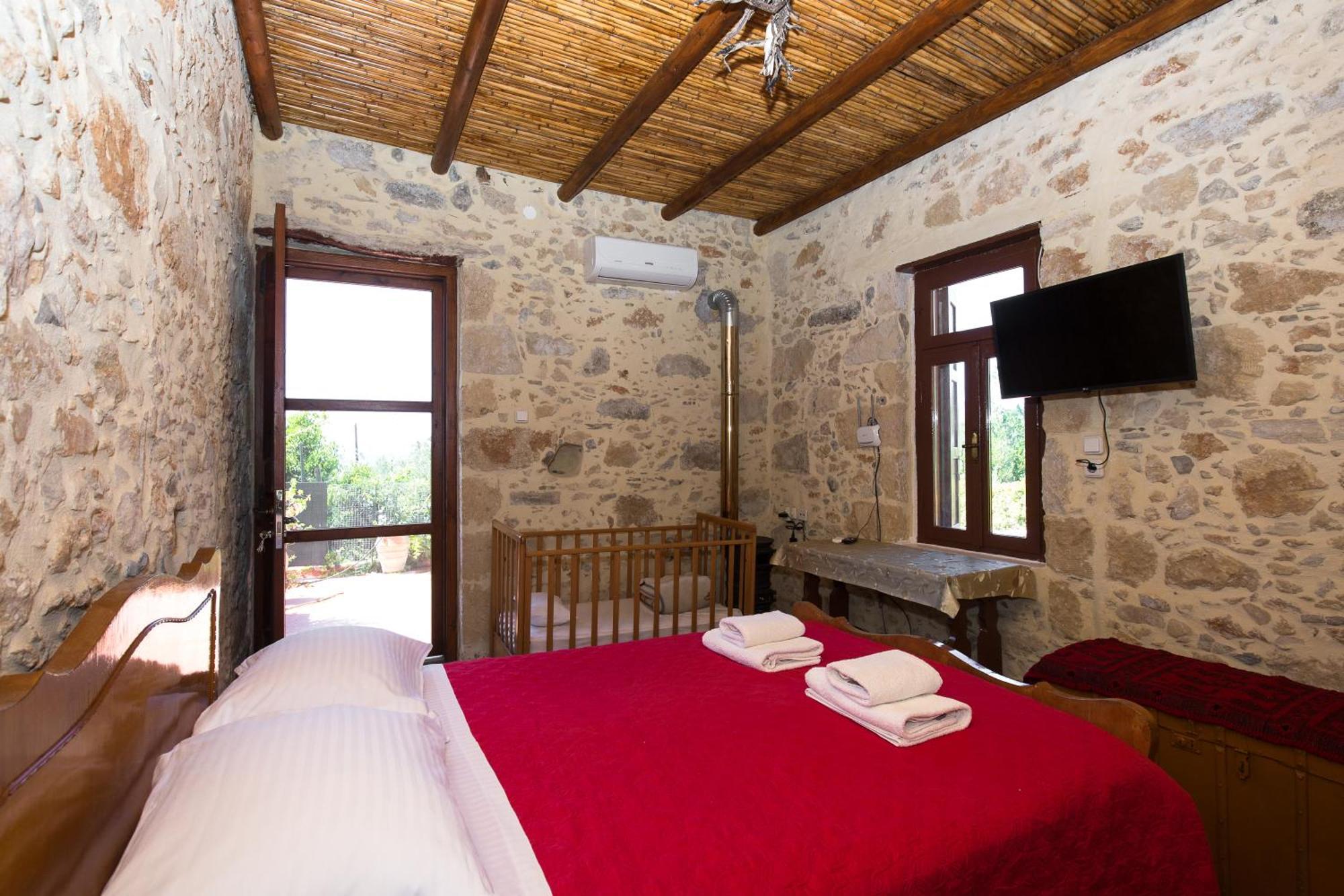 Apartament Sofiana'S Garden Retreat With Private Pool Dhrapaniás Zewnętrze zdjęcie